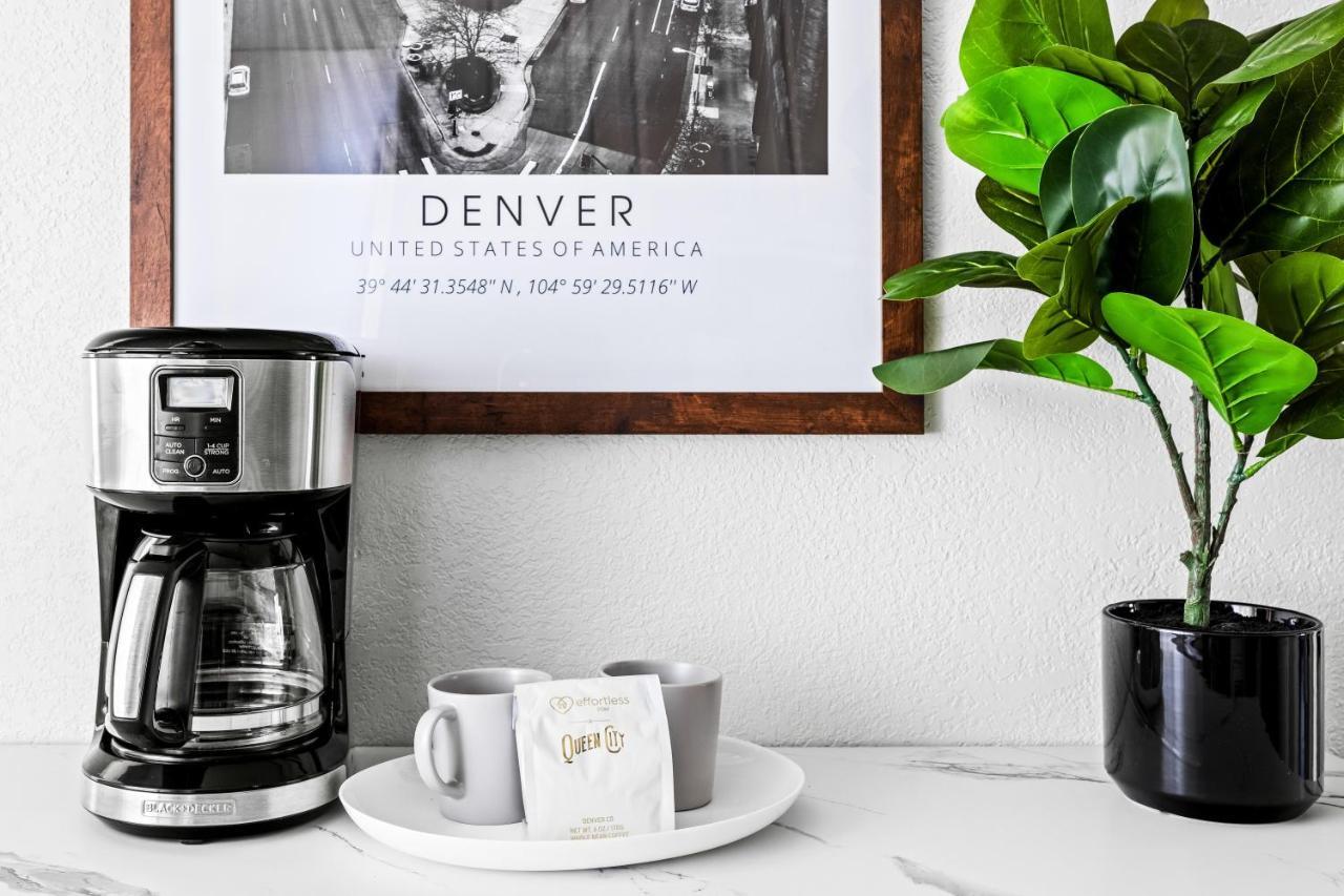 New Stylish Sanctuary - King Beds - Sloans Apartment Denver